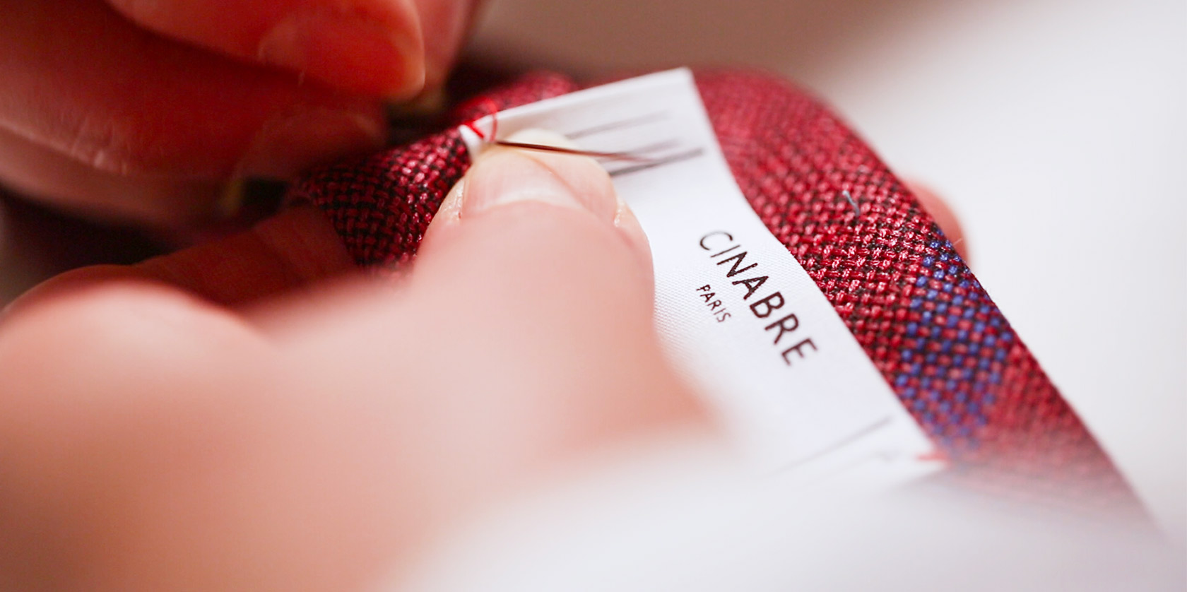 Couture griffe Cinabre